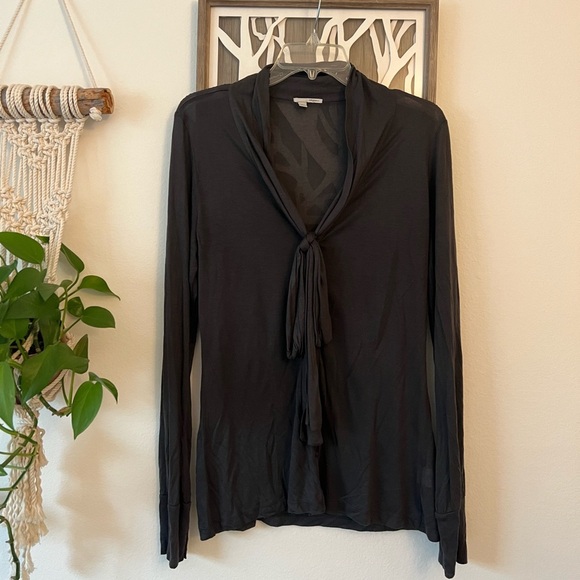 Women’s Halogen Dark Grey Blouse Size L - Picture 3 of 8